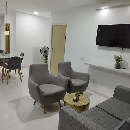 Apartamento Con Ubicacion Estrategica